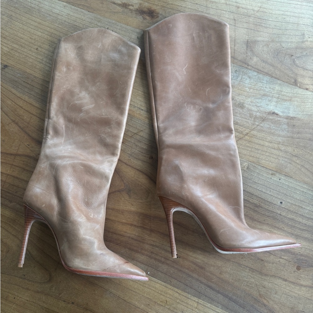 Tan Heeled Boots with Stiletto Heel and Pointed Toe